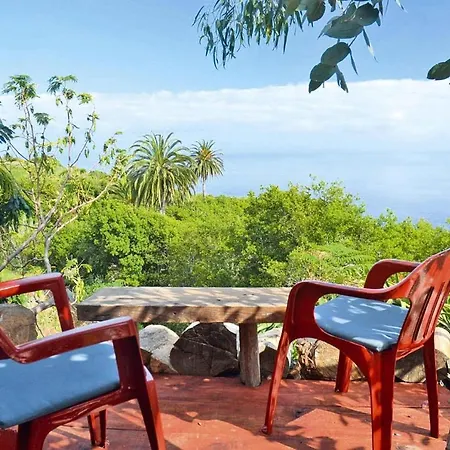 Finca In With A Patio Vakantiehuis *